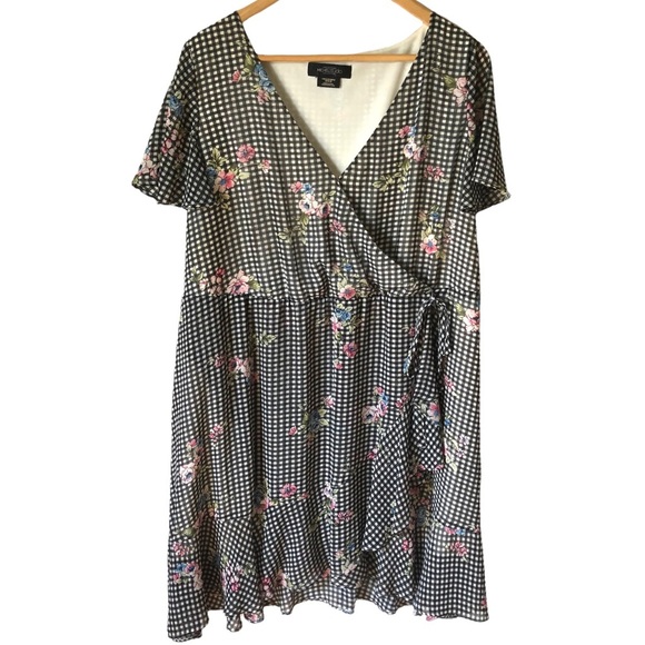 Michel Studio Dress Size 18 Gingham Floral Wrap Style - Picture 4 of 13